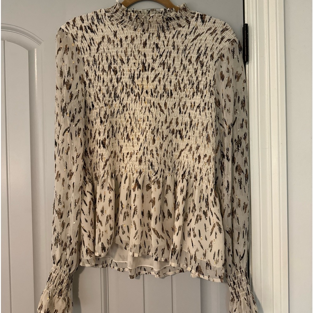 Karlie long sleeve top